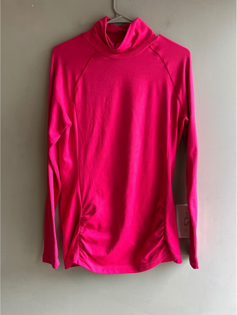 Athleta Long Sleeve Ruched Athletic Turtleneck Top Electric Pink Large - Picture 1 of 9